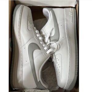 Nike Air Force 1 ’07 – White/Light Smoke Grey – Men’s Size 12